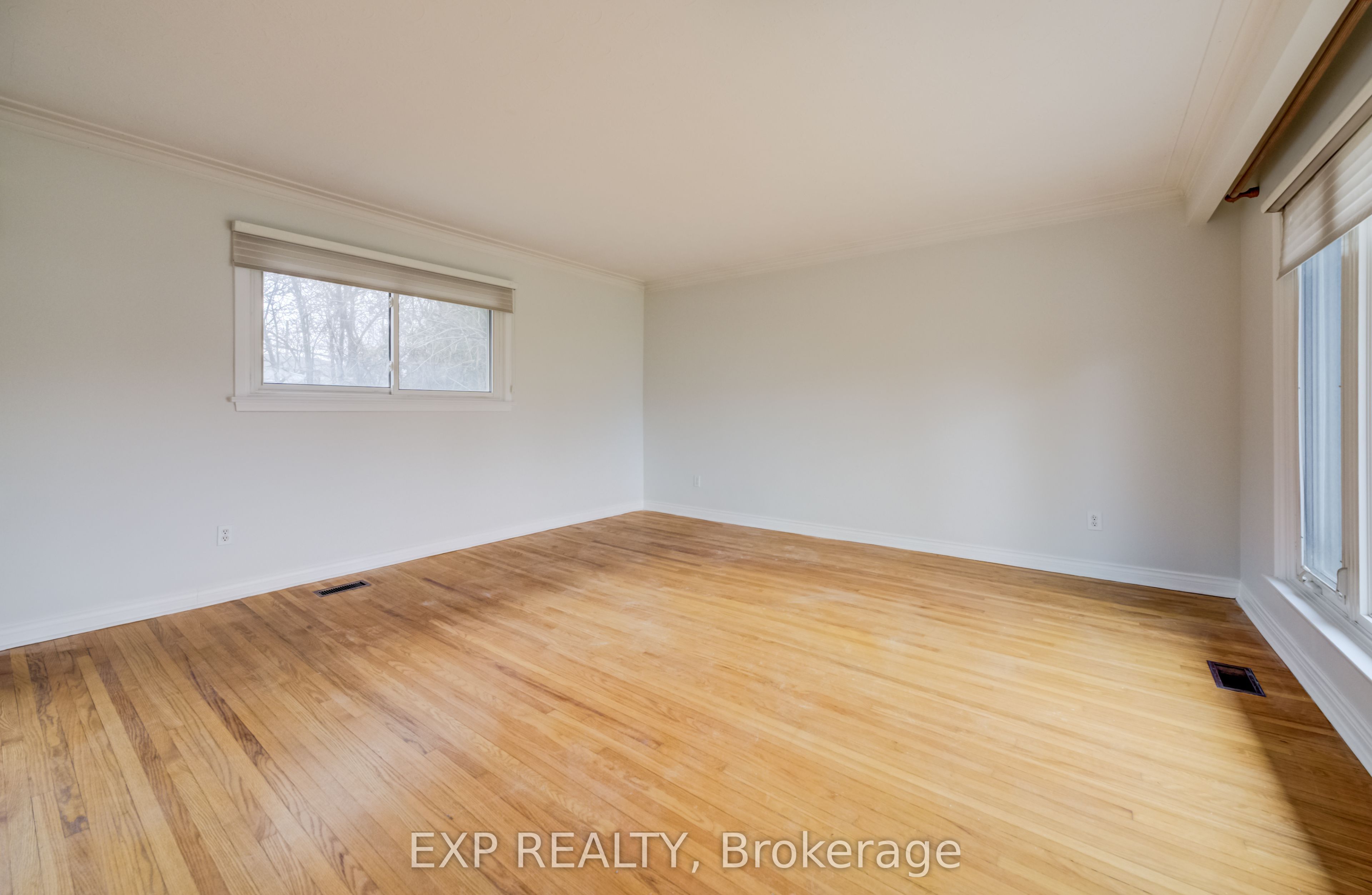 Additional image 5 of 542 Trudale Court, Oakville, ON, L6L 4H1