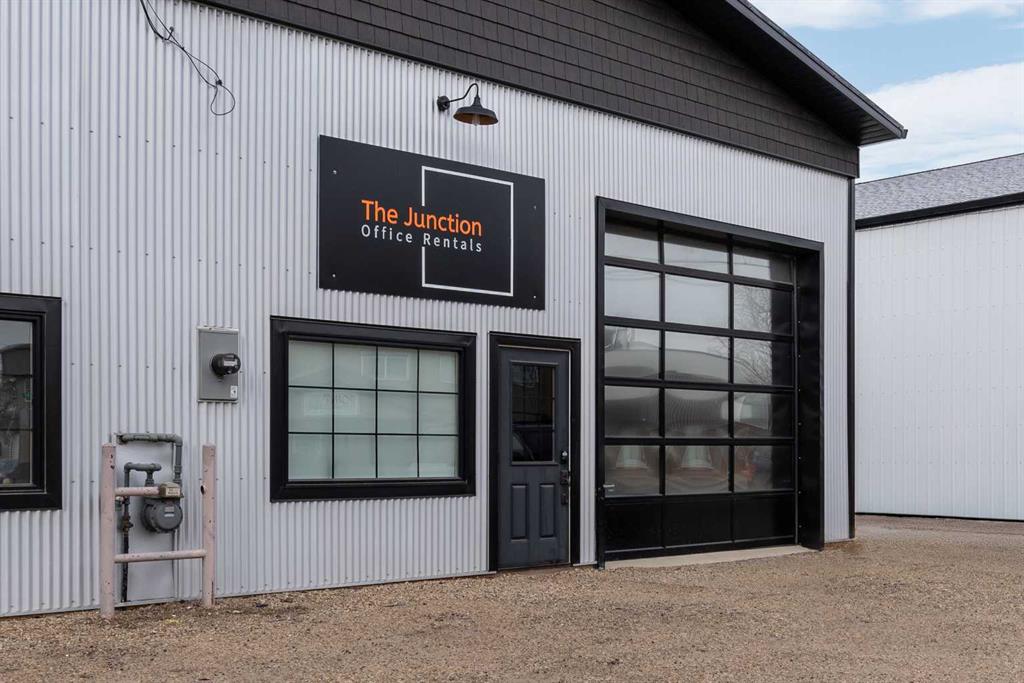 102-4912 46 Street, Camrose, AB, T4V 1H1