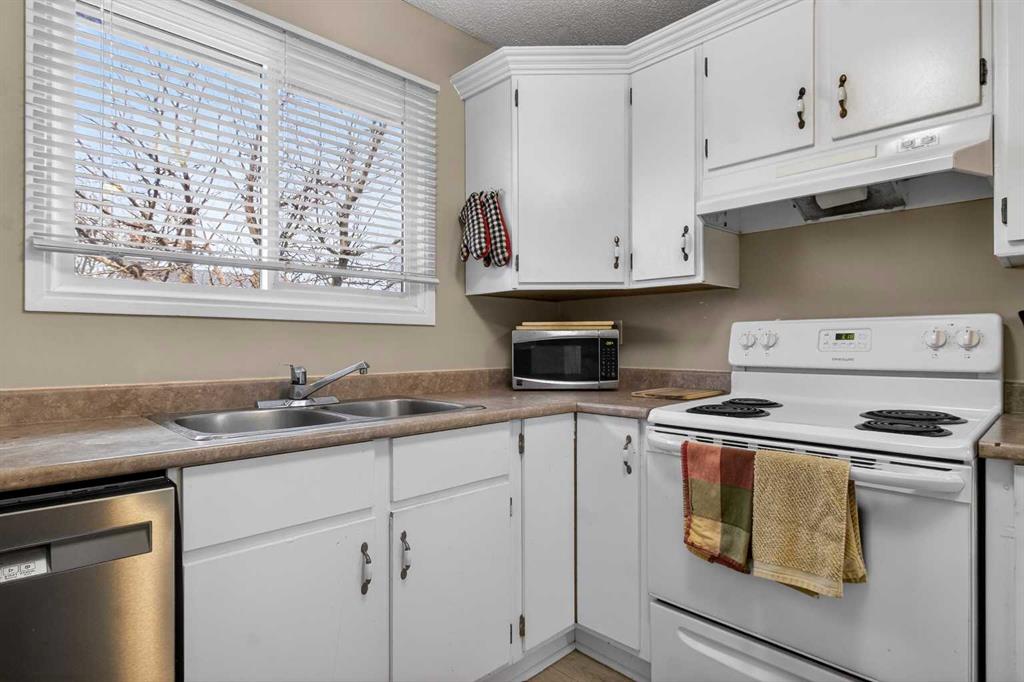 Additional image 5 of 27 Bedford Road NE, Calgary, AB, T3K 2K7
