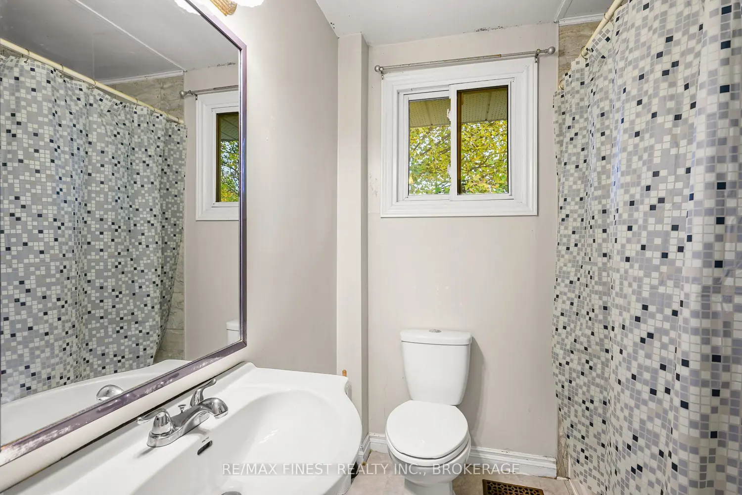 Additional image 14 of 136 Calderwood Drive