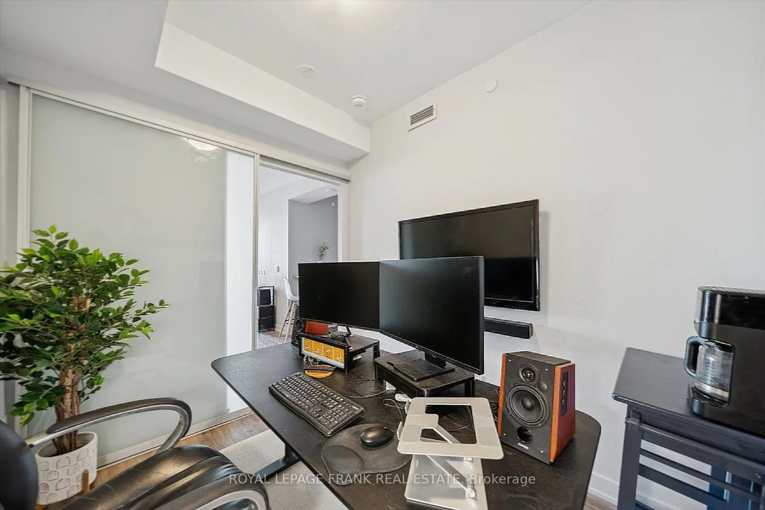 Additional image 11 of 630 Greenwood Avenue 409