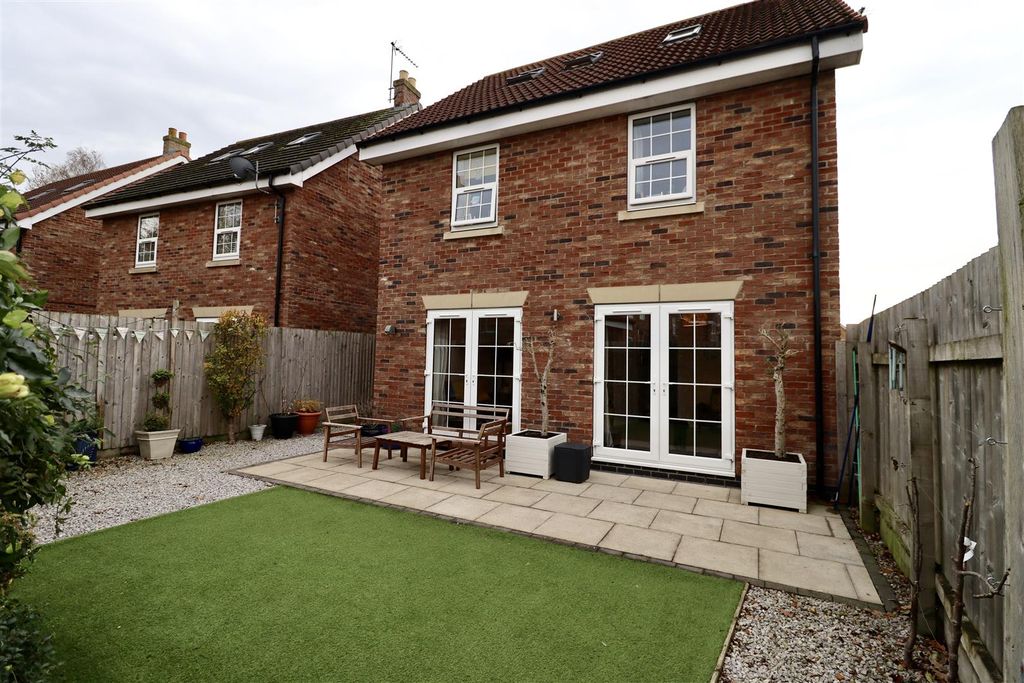 Additional image 14 of 4 bed detached house for saleHoughton Close, Market Weighton, York YO43