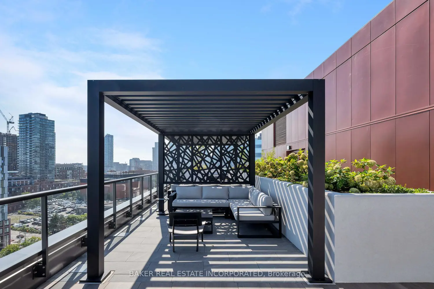 Additional image 19 of 28 Eastern Avenue 705