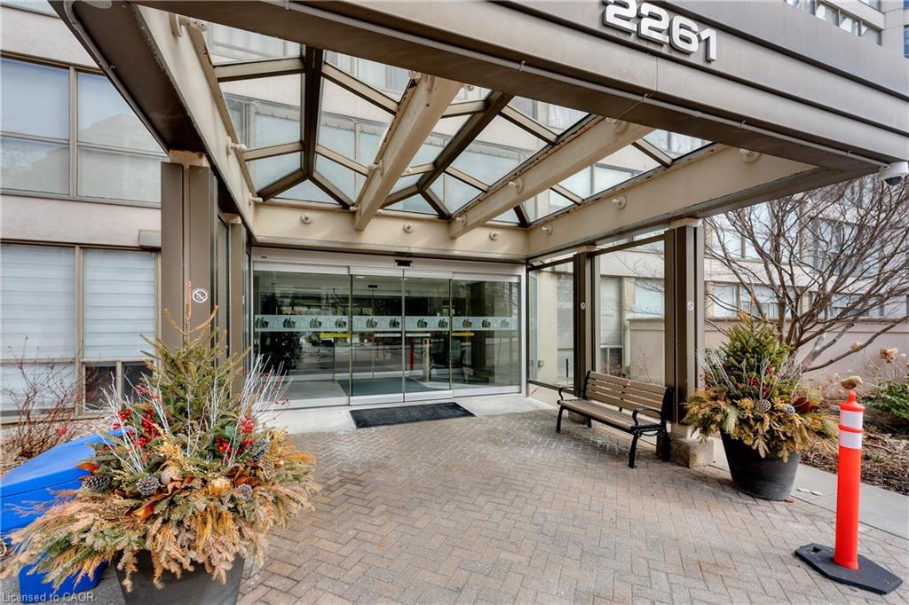 Additional image 3 of 2261 Lake Shore Boulevard W, Toronto, ON, M8V 3X1