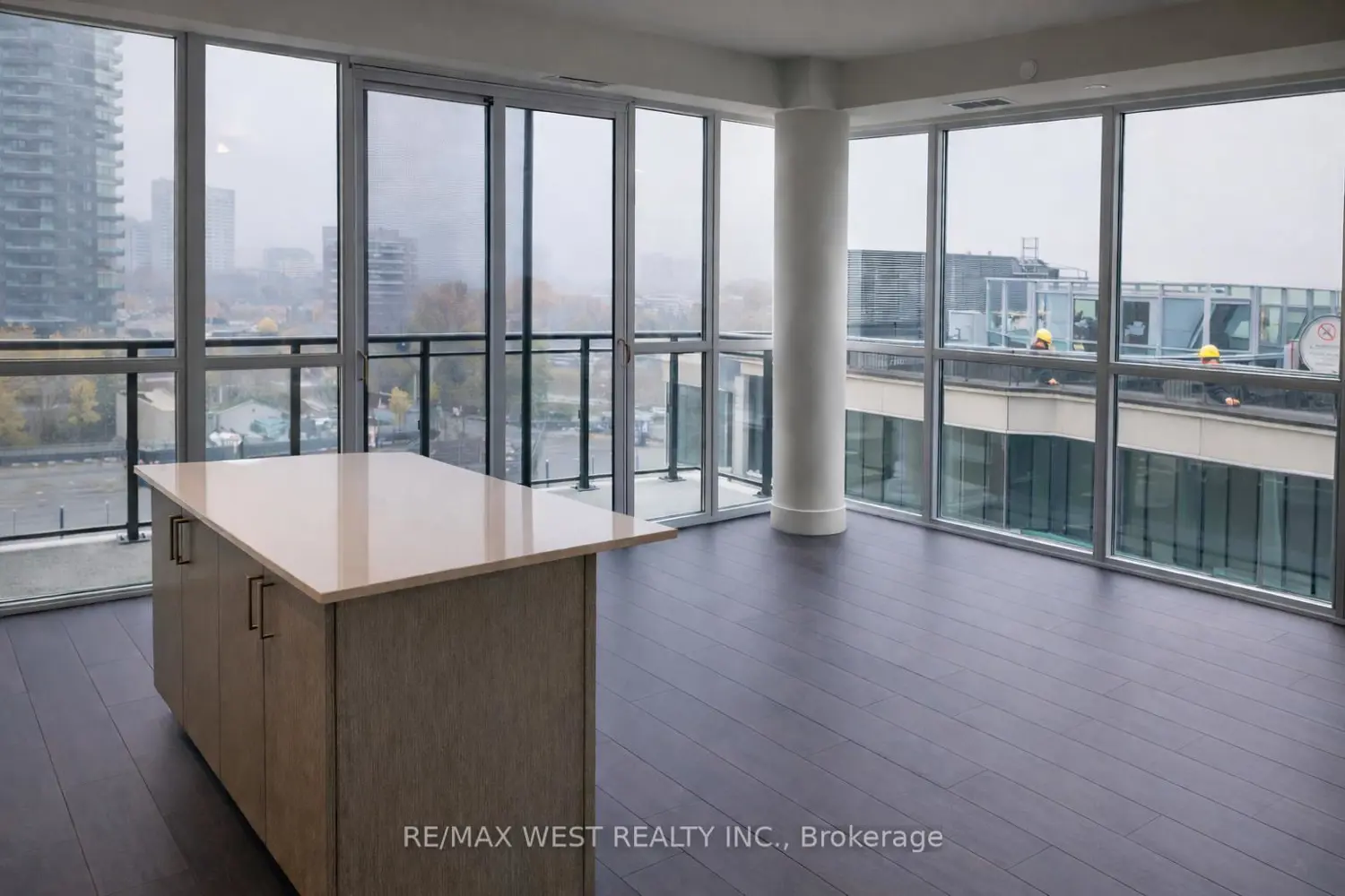 Additional image 4 of 15 Lynch Street # 708