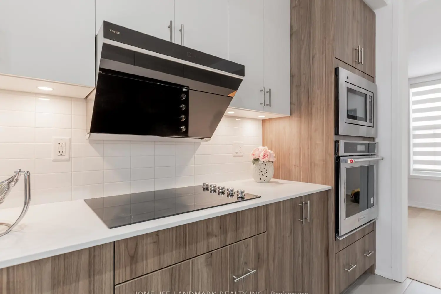 Additional image 7 of 9092 Woodbine Avenue