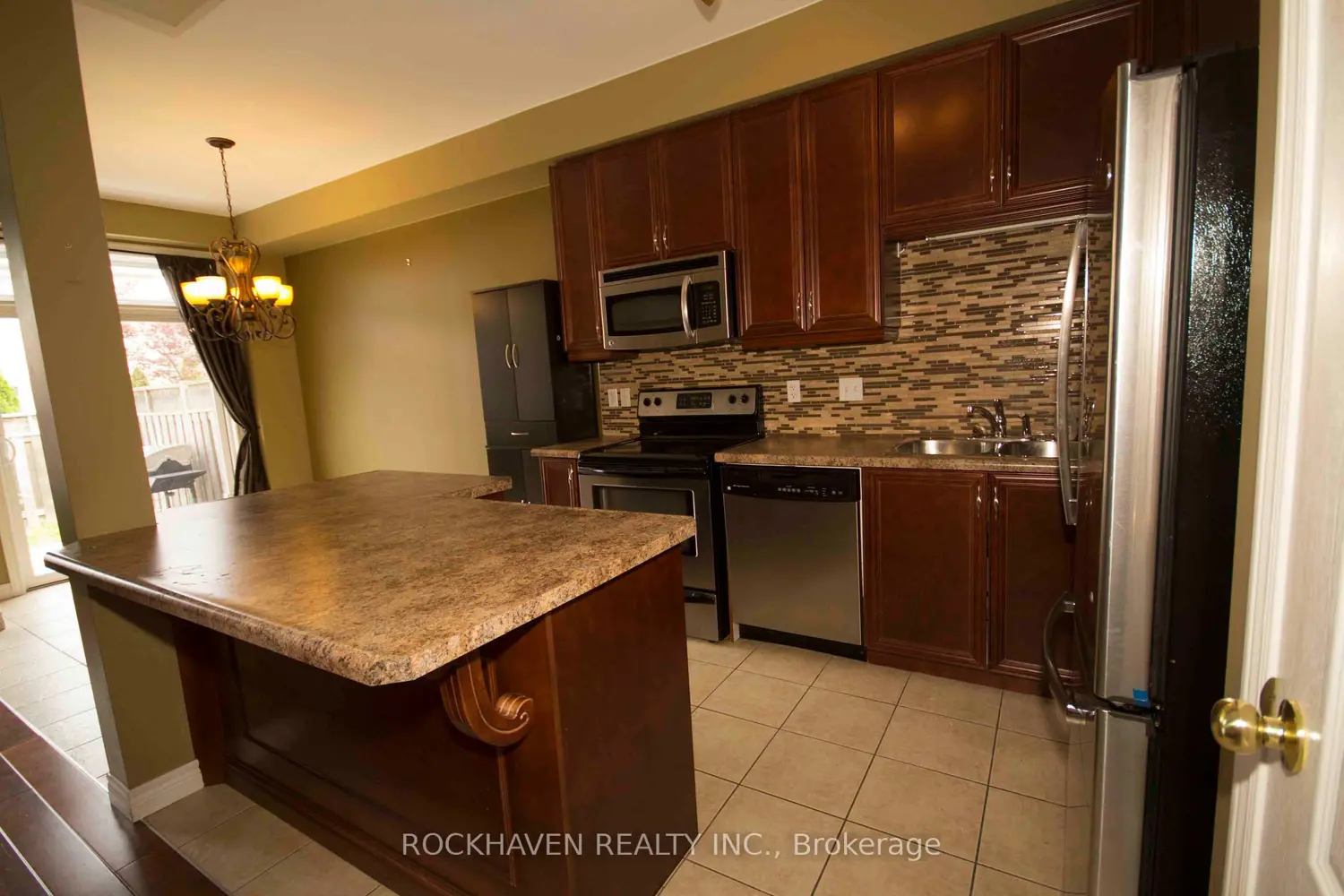 Additional image 6 of 108 Marina Point Crescent