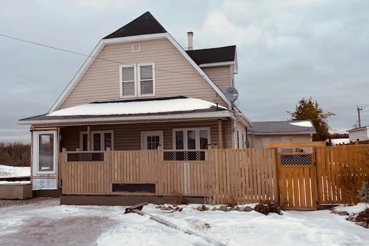 175 Mgr Proulx Avenue photo 2