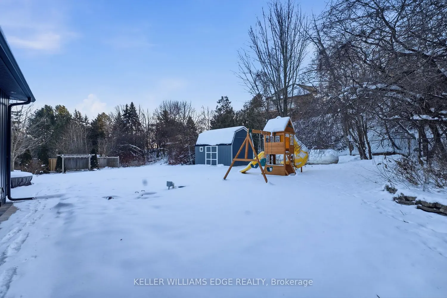 Additional image 19 of 1316 Dundas Street