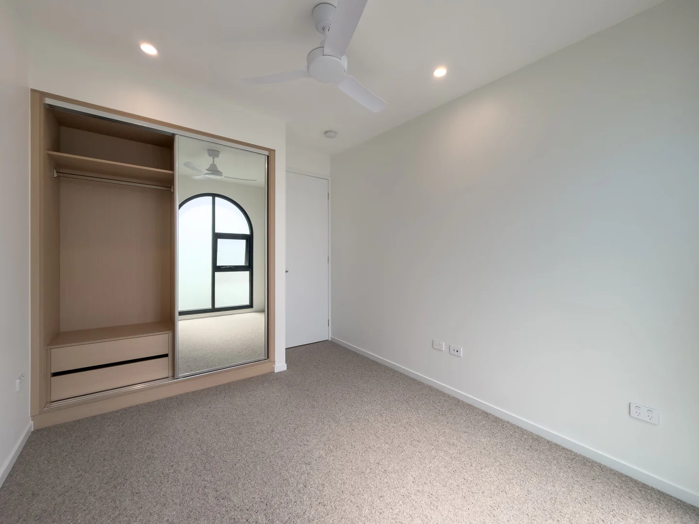 Additional image 13 of Villa 3/2-4 Waterford Court, Bundall QLD 4217