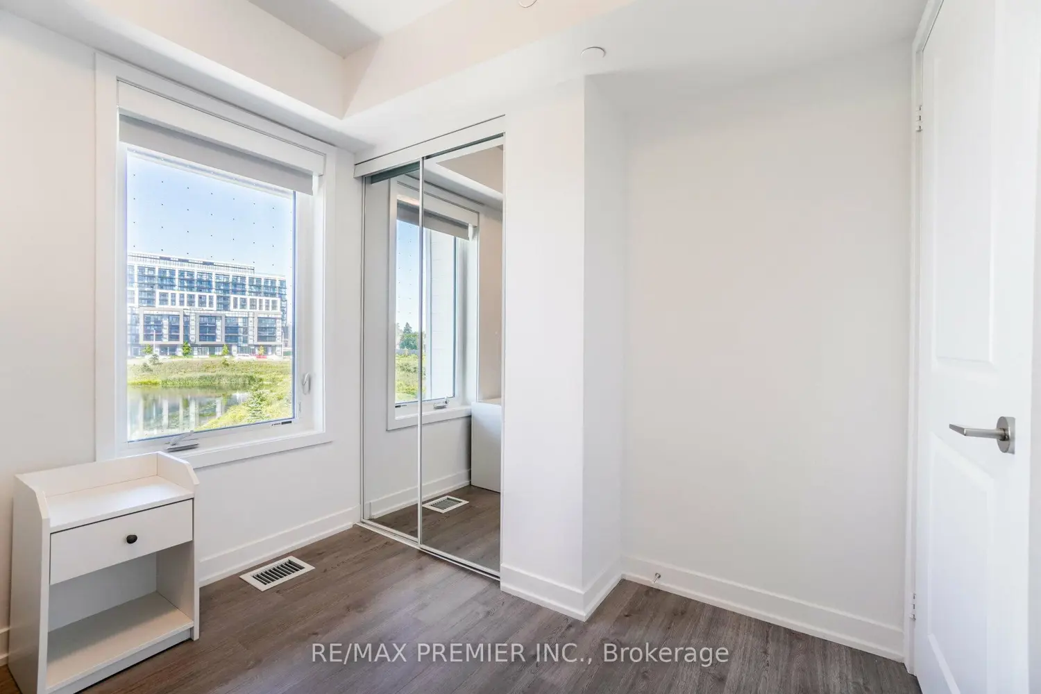 Additional image 16 of 155 Downsview Park Boulevard 116