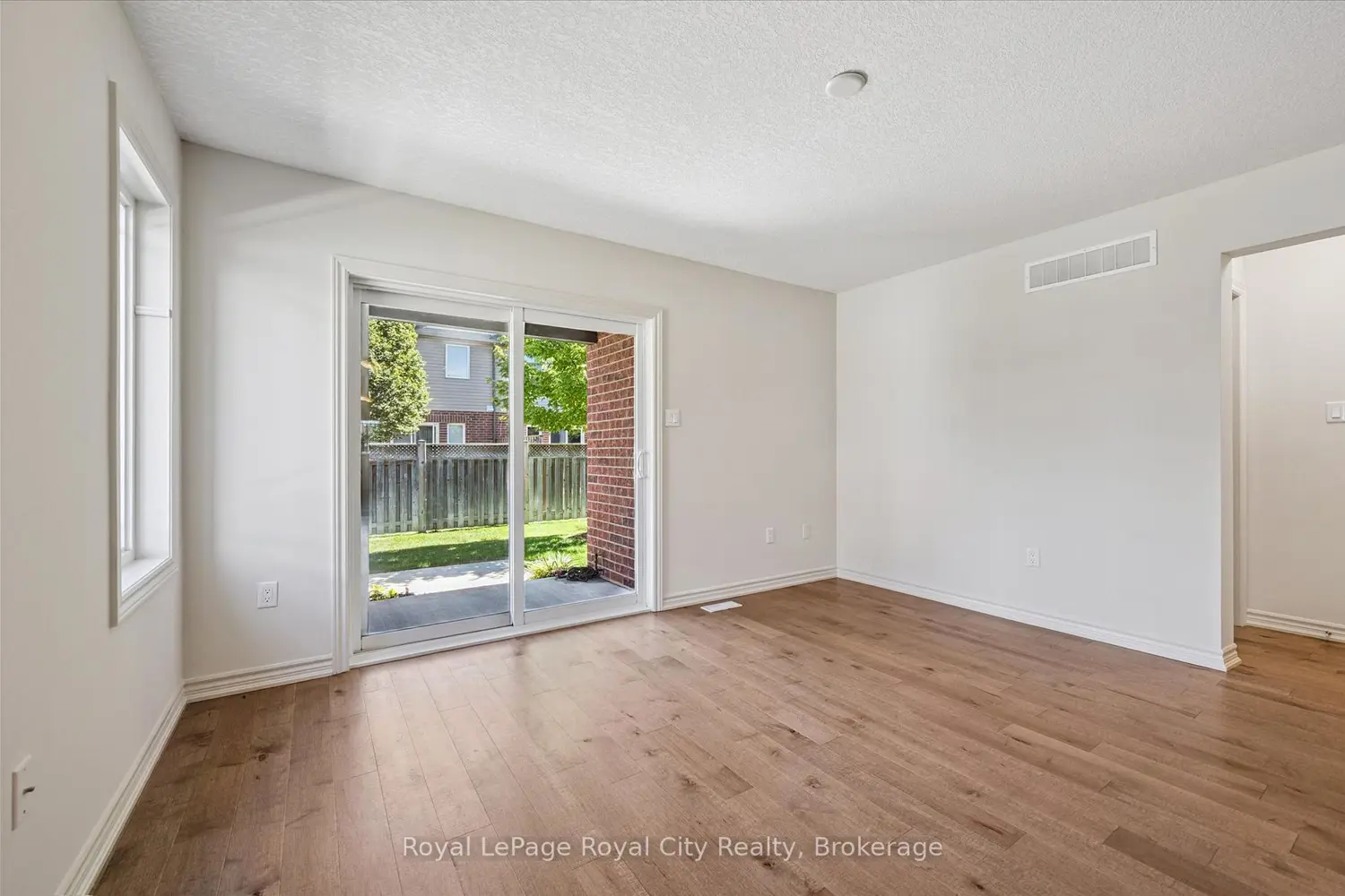 Additional image 4 of 52 Aberdeen Street