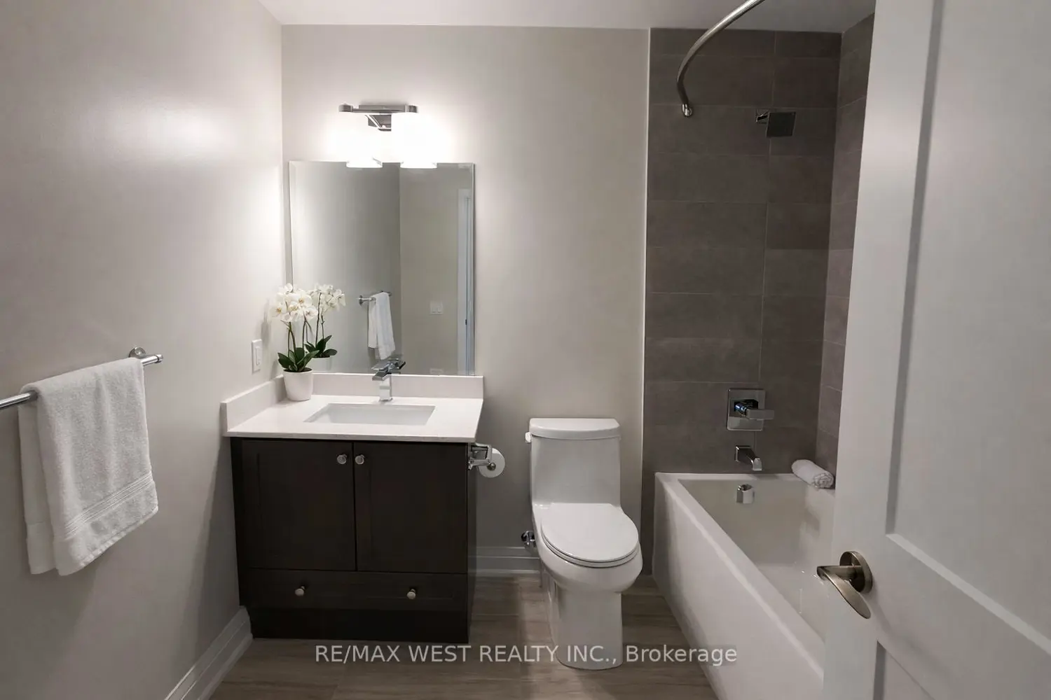 Additional image 7 of 15 Lynch Street # 708