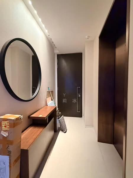 6 Scotts Road photo 2