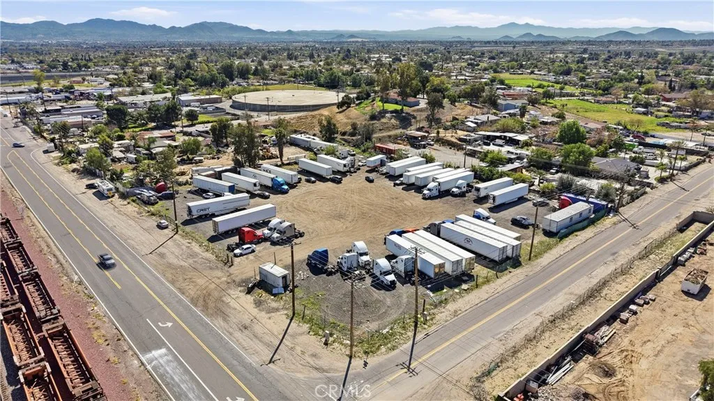 Additional image 20 of 2035 W 1st Ave, San Bernardino, CA 92407