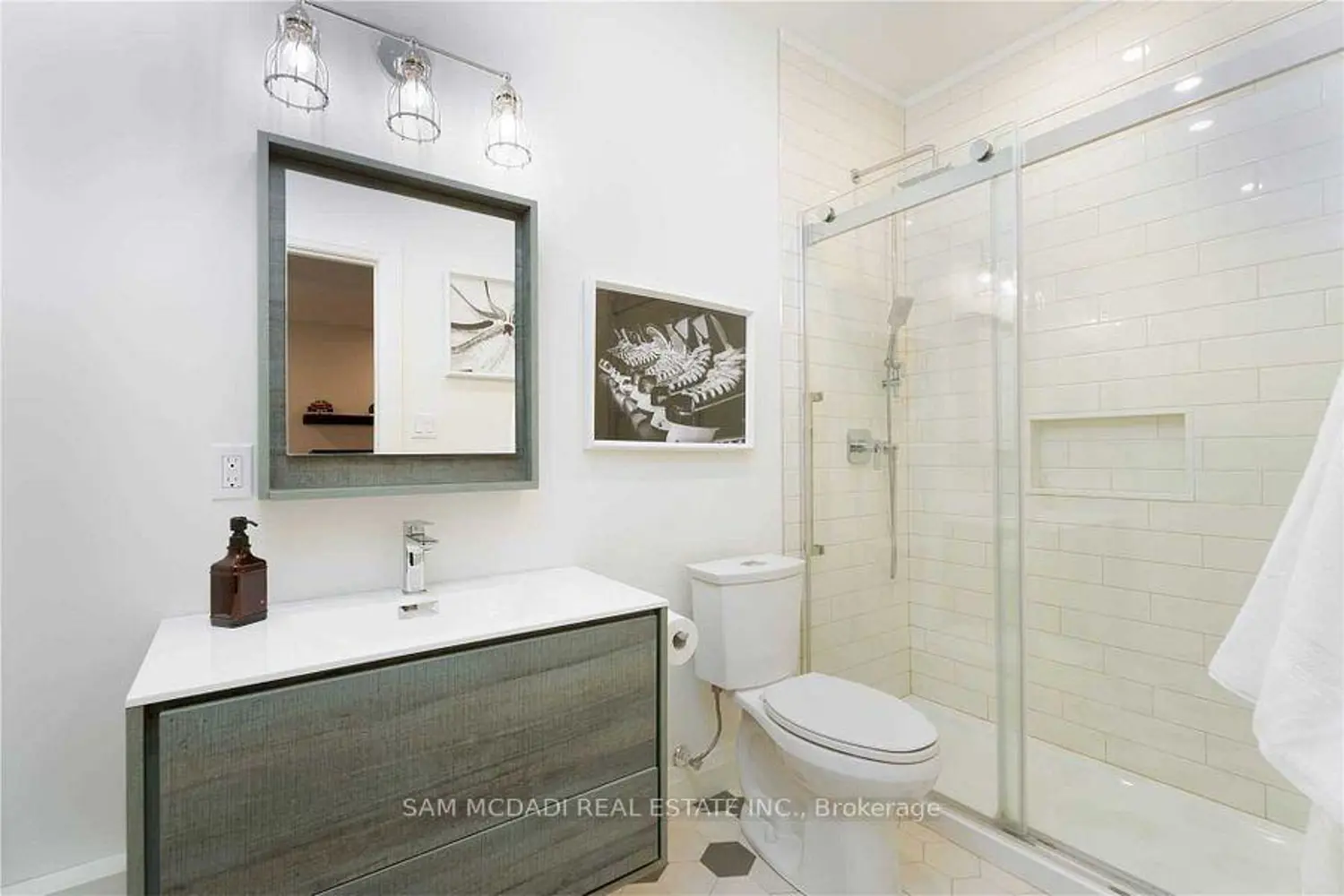 Additional image 17 of 2064 Almira Court