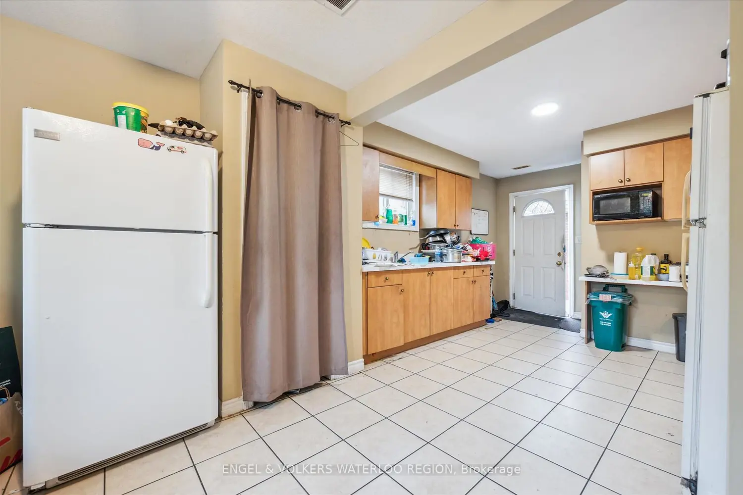 Additional image 16 of 155 University Avenue