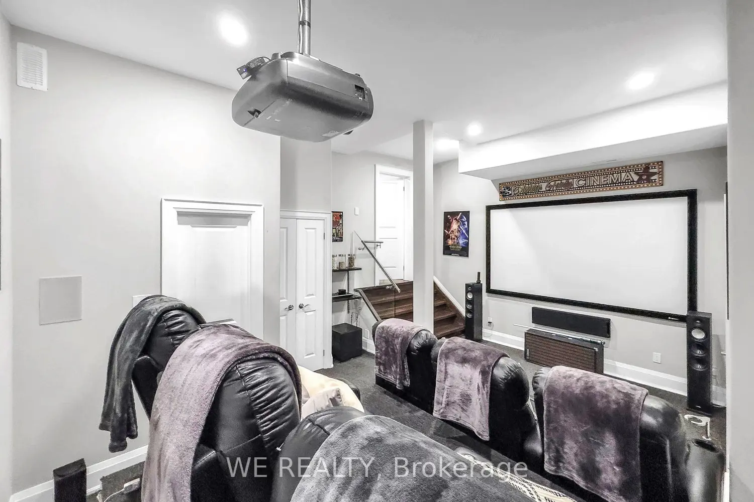 Additional image 12 of 646 Annland Street