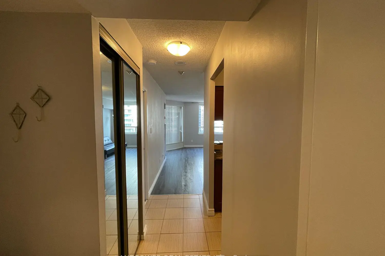Additional image 12 of 633 Bay Street 1222