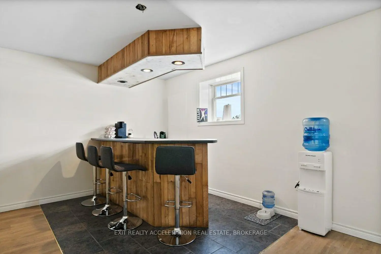 Additional image 12 of 1633 Lazier Road