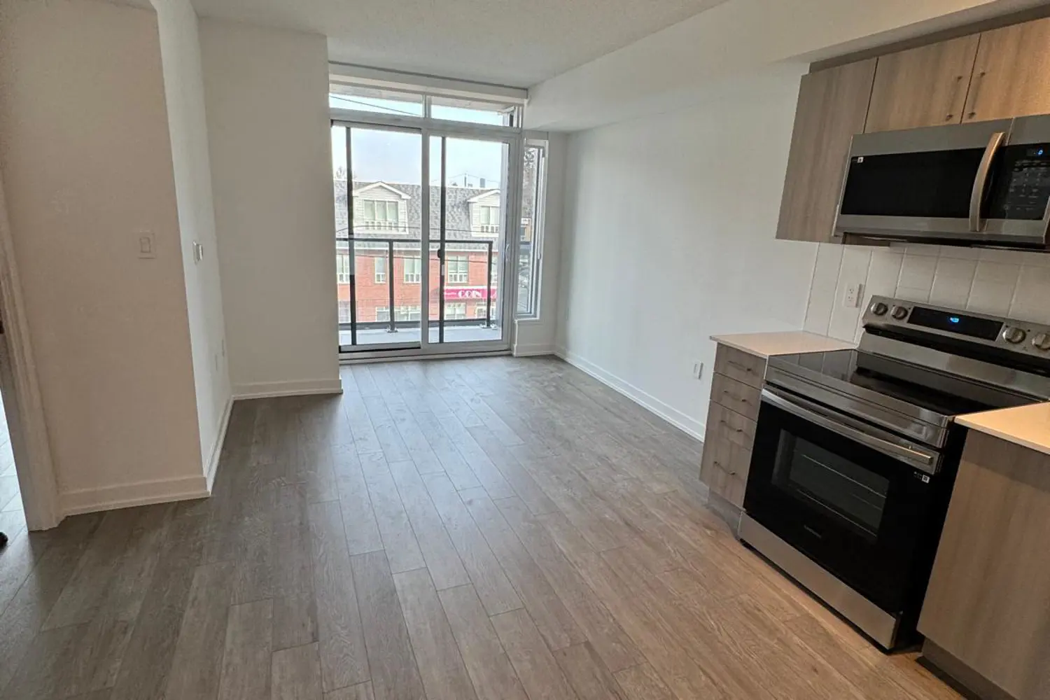 Additional image 2 of 556 Marlee Avenue 314