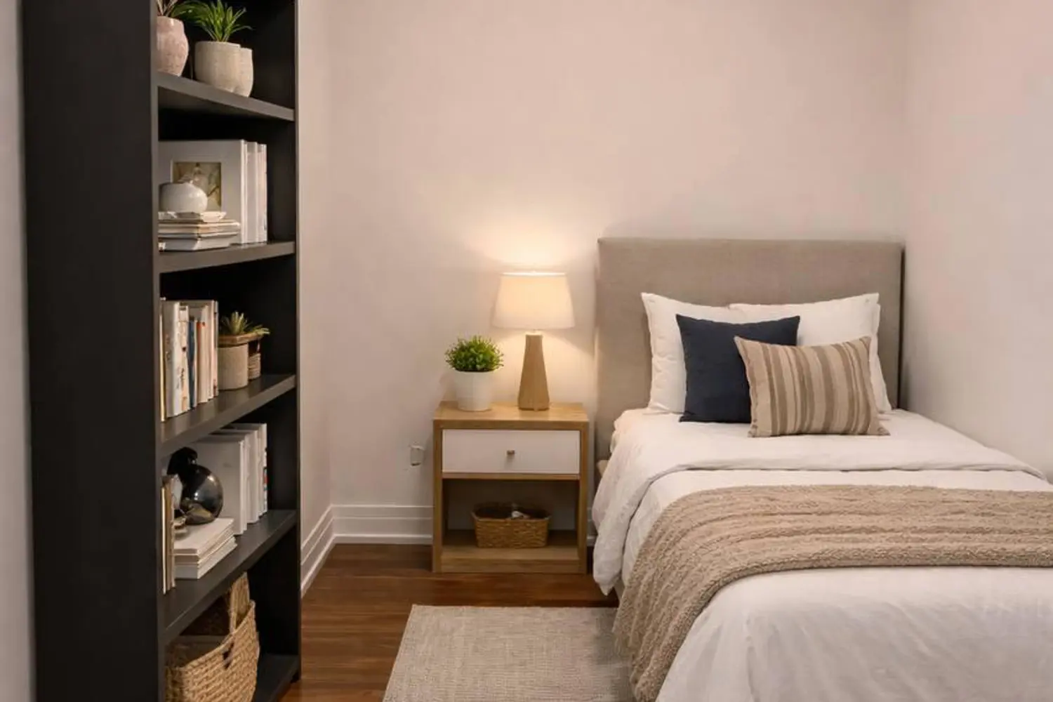 Additional image 5 of 7165 Yonge Street 1515