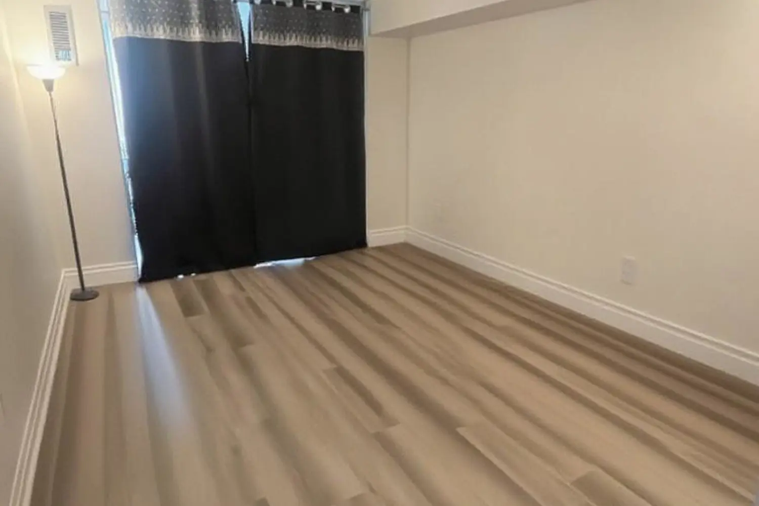 Additional image 8 of 26 Hanover Road 1605