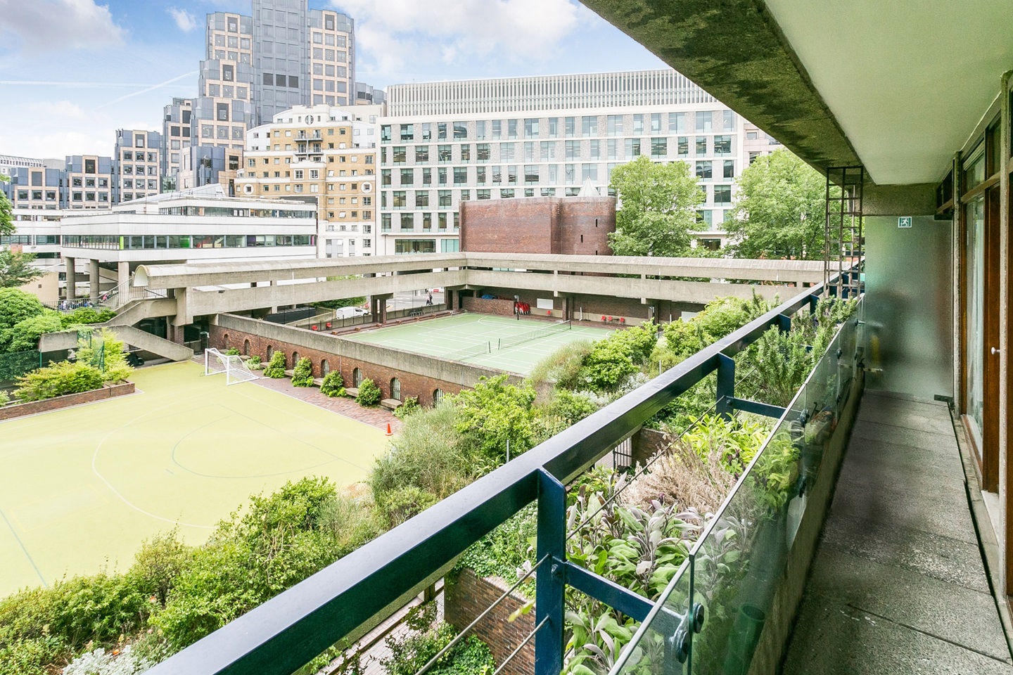 Additional image 12 of 1 Bed Flat, Thomas More House, EC2Y, N1 7GU