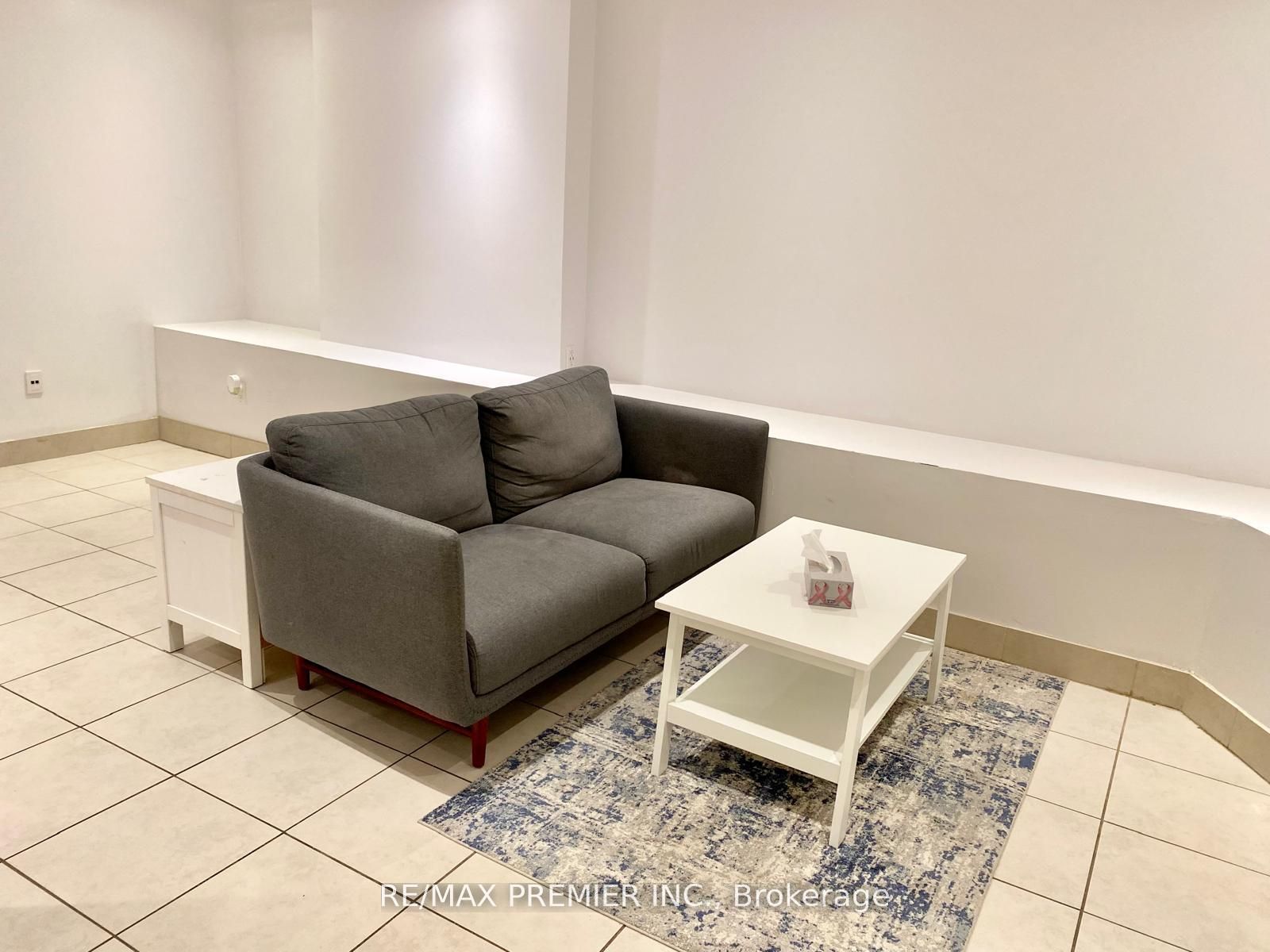 Additional image 5 of Lower-325 Willard Avenue, Toronto, ON, M6S 3R1