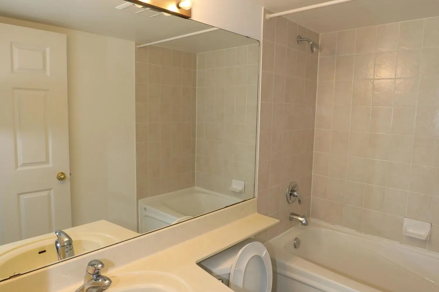 Additional image 14 of 7 Lorraine Drive 1116