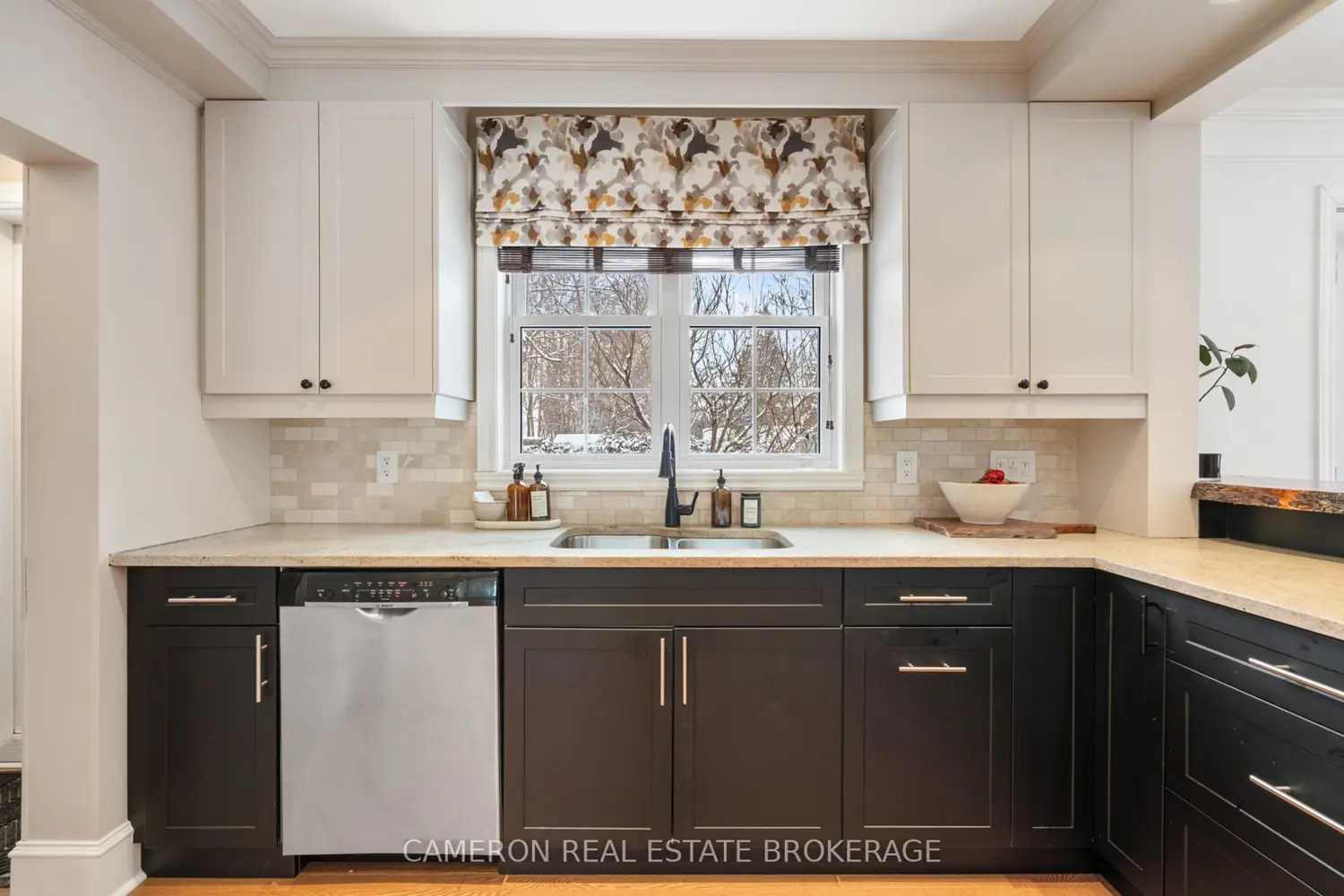 Additional image 6 of 601 James Street