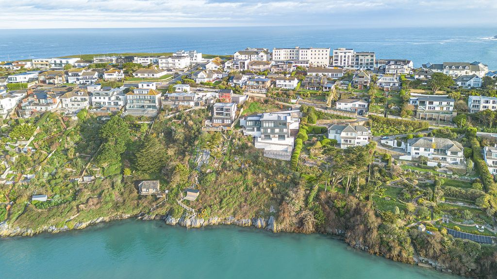 Additional image 2 of 7 bed detached house for saleExceptional Contemporary Home With Incredible Views, Newquay TR7