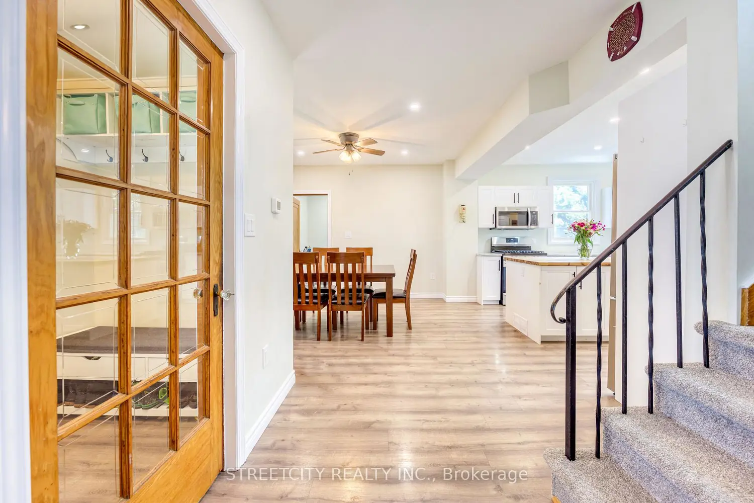 Additional image 7 of 703 Wellington Street