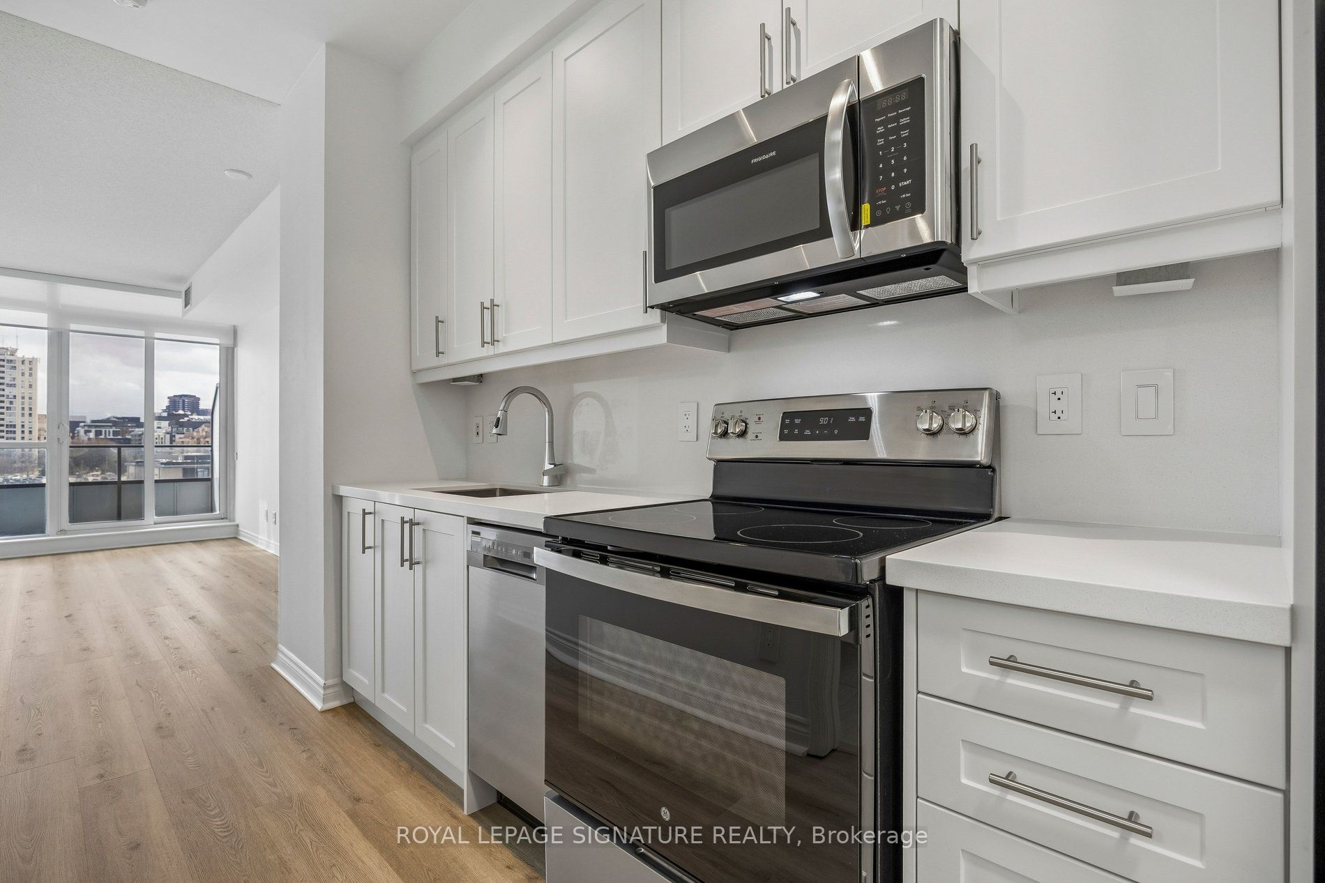 Additional image 2 of 203-2885 Bayview Avenue, Toronto, ON, M2K 0A3