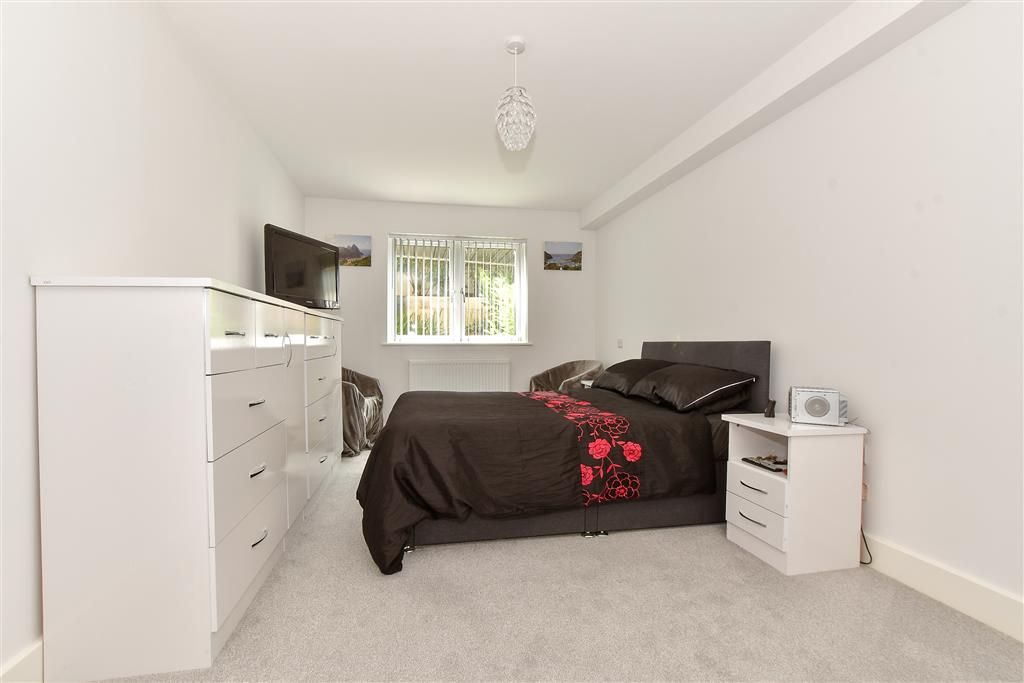 Additional image 6 of 3 bed flat for saleChine Avenue, Shanklin, Isle Of Wight PO37