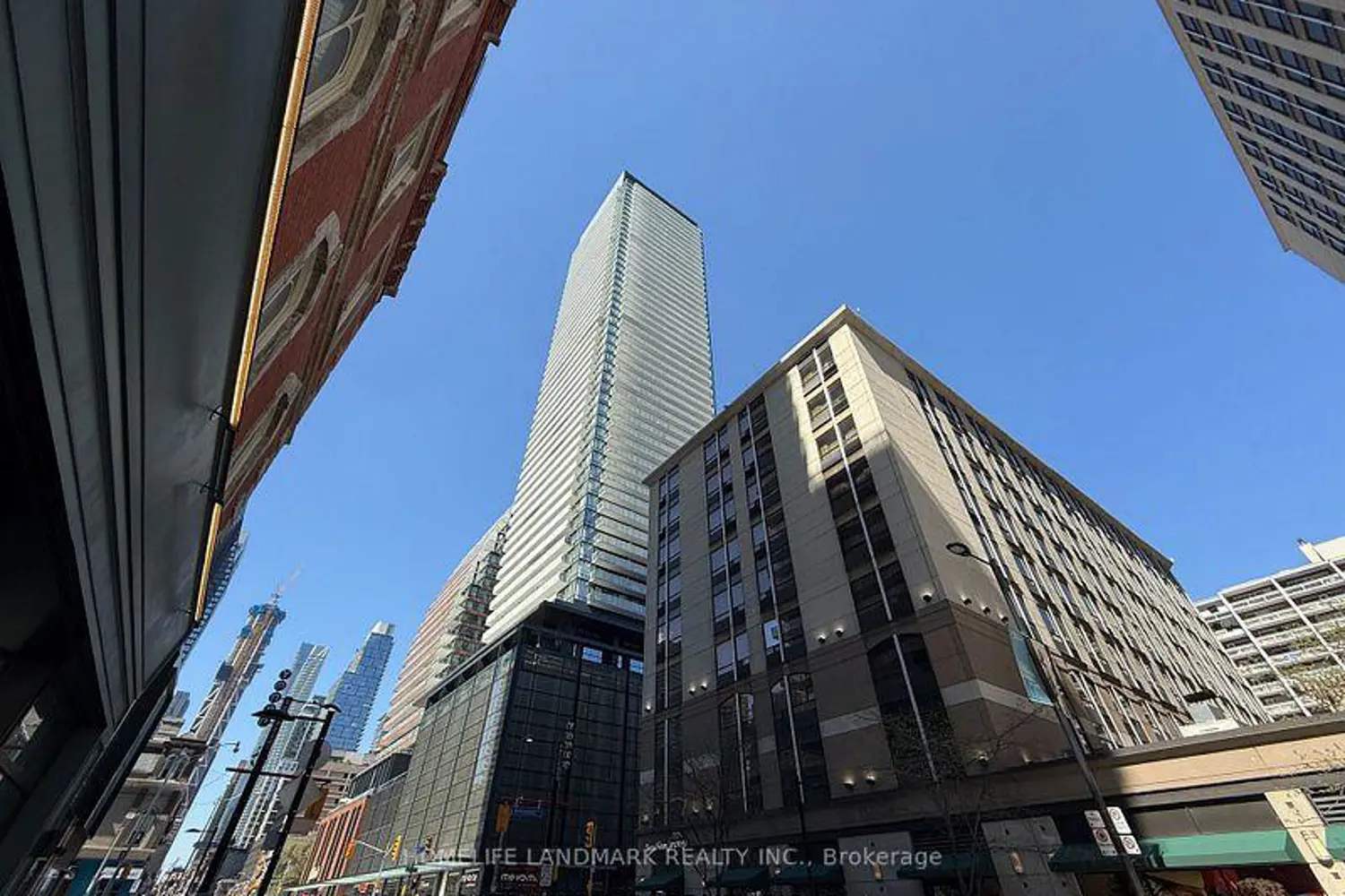 501 Yonge Street 2208
