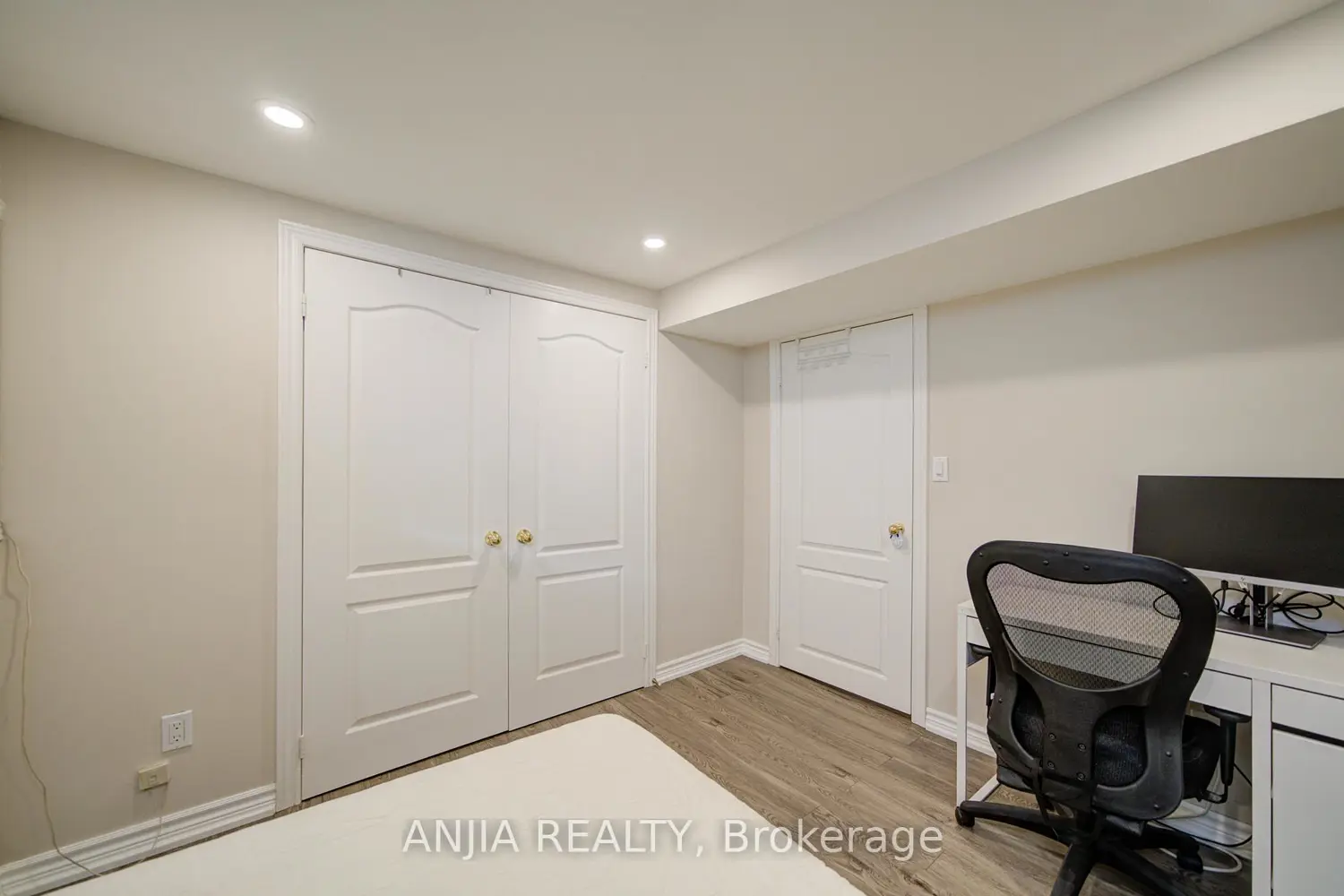 Additional image 18 of 3435 Grand Park Drive