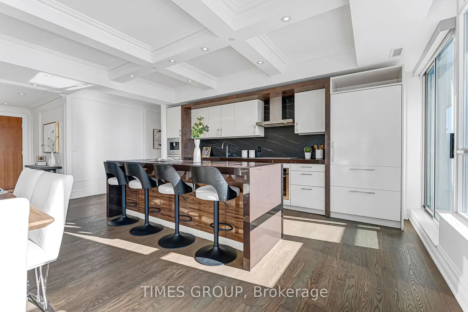 Additional image 3 of 500 Sherbourne Street 2302