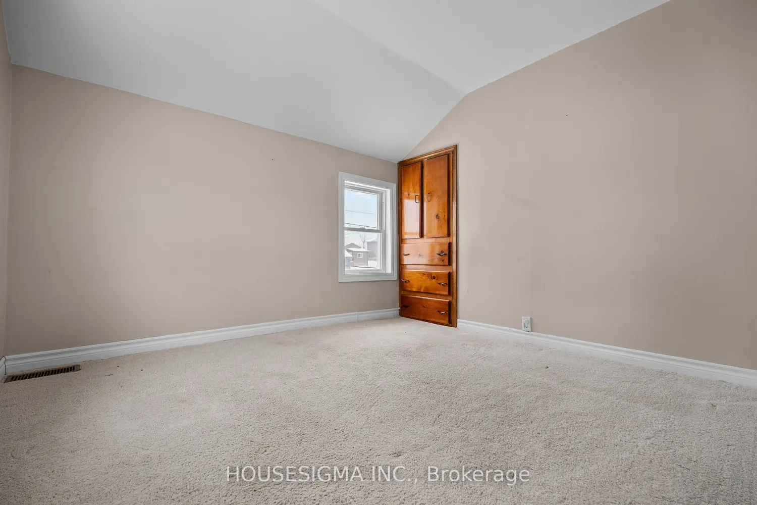 Additional image 13 of 16 Centre Street