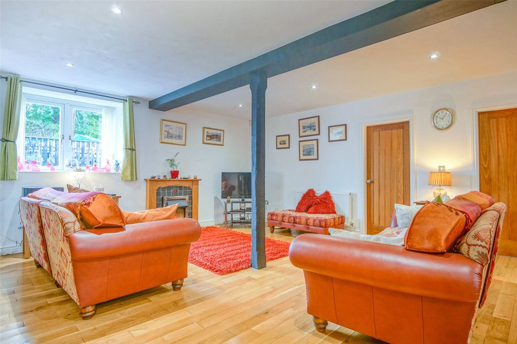 Additional image 2 of 2 bed flat for saleMenai Quay, Menai Bridge, Anglesey, Sir Ynys Mon LL59