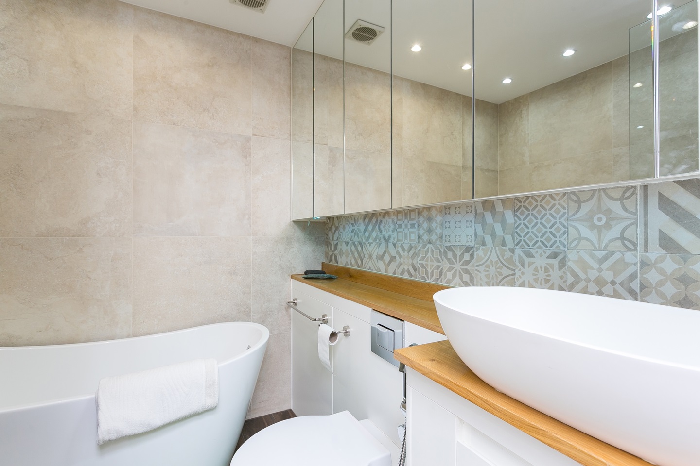 Additional image 8 of 1 Bed Flat, Thomas More House, EC2Y, N1 7GU