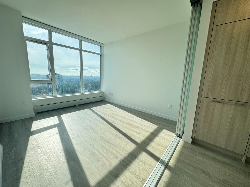 Additional image 4 of 2910-13350 Central Avenue, Surrey, BC, V3T 0S1