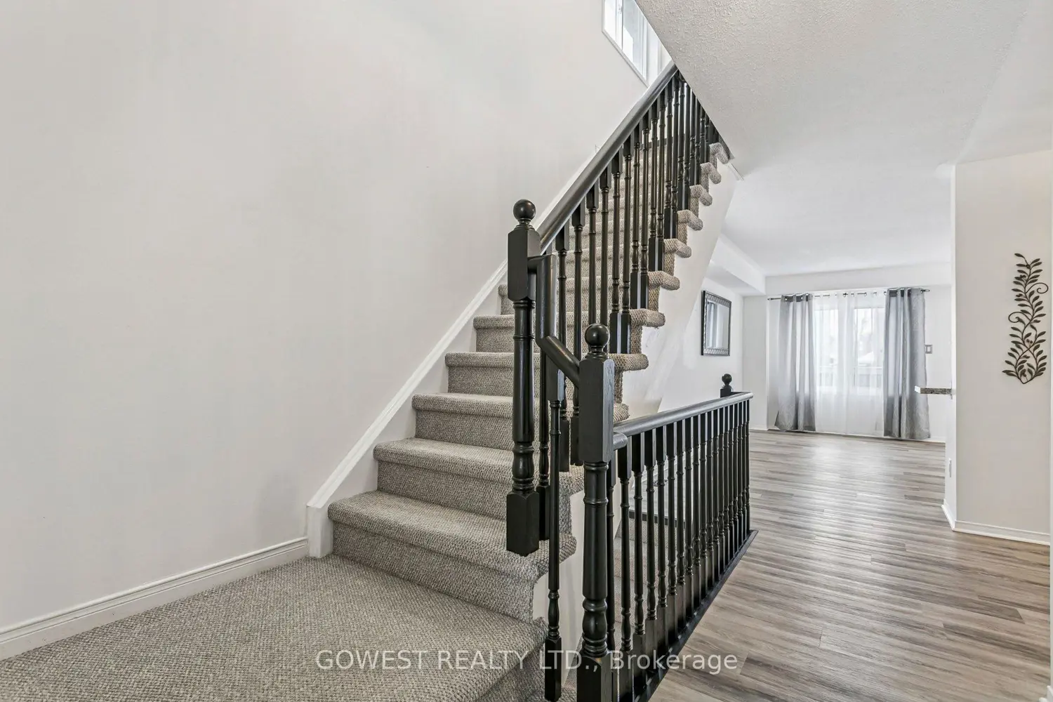 Additional image 8 of 3150 Erin Centre Boulevard 14