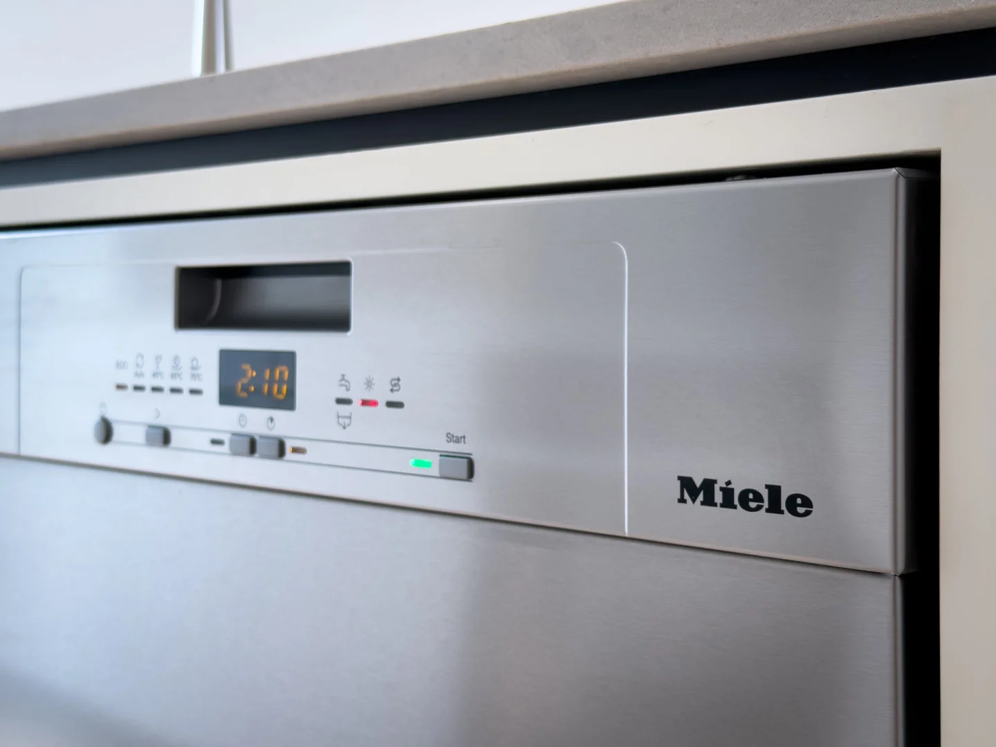 Additional image 9 of Villa 3/2-4 Waterford Court, Bundall QLD 4217