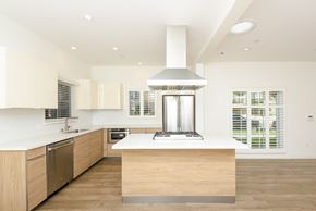 Additional image 2 of 128-130 S Canon Drive, Beverly Hills, CA, 90212