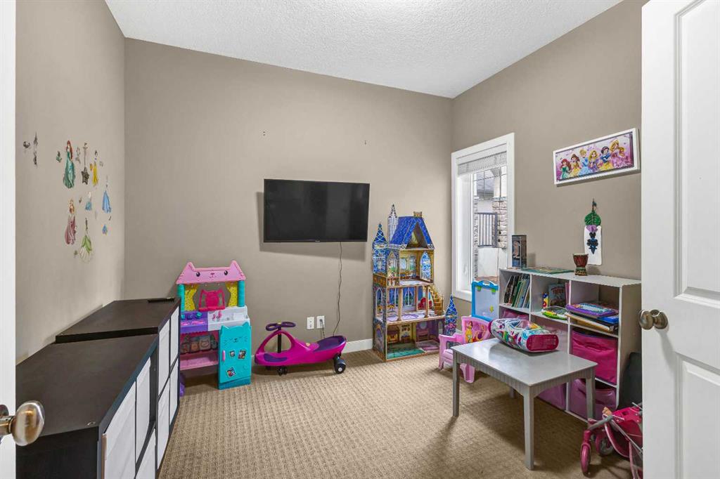 Additional image 5 of 84 Sherwood Rise NW, Calgary, AB, T3R 1P5