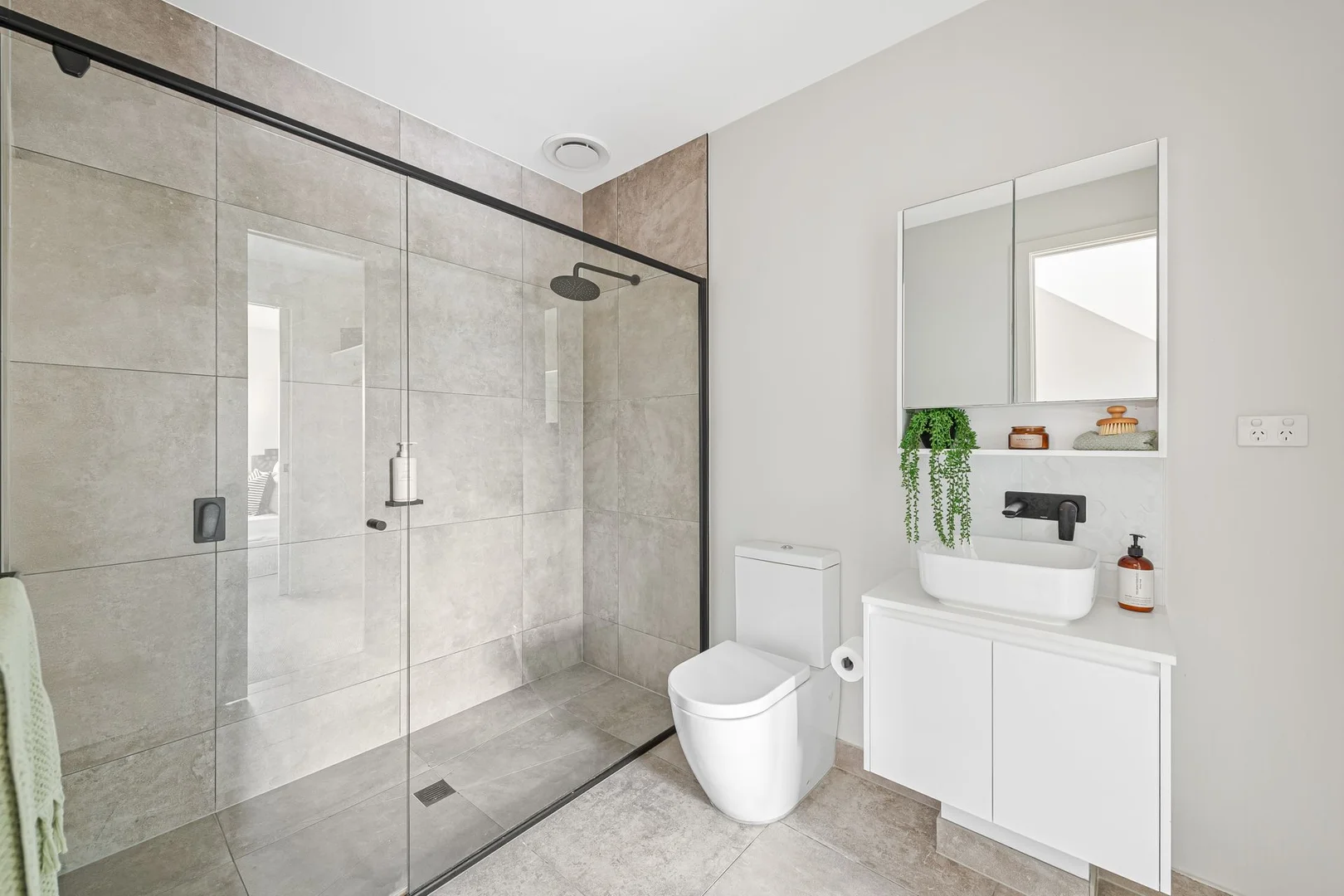 Additional image 10 of 1/8 Service Street, Sunshine VIC 3020