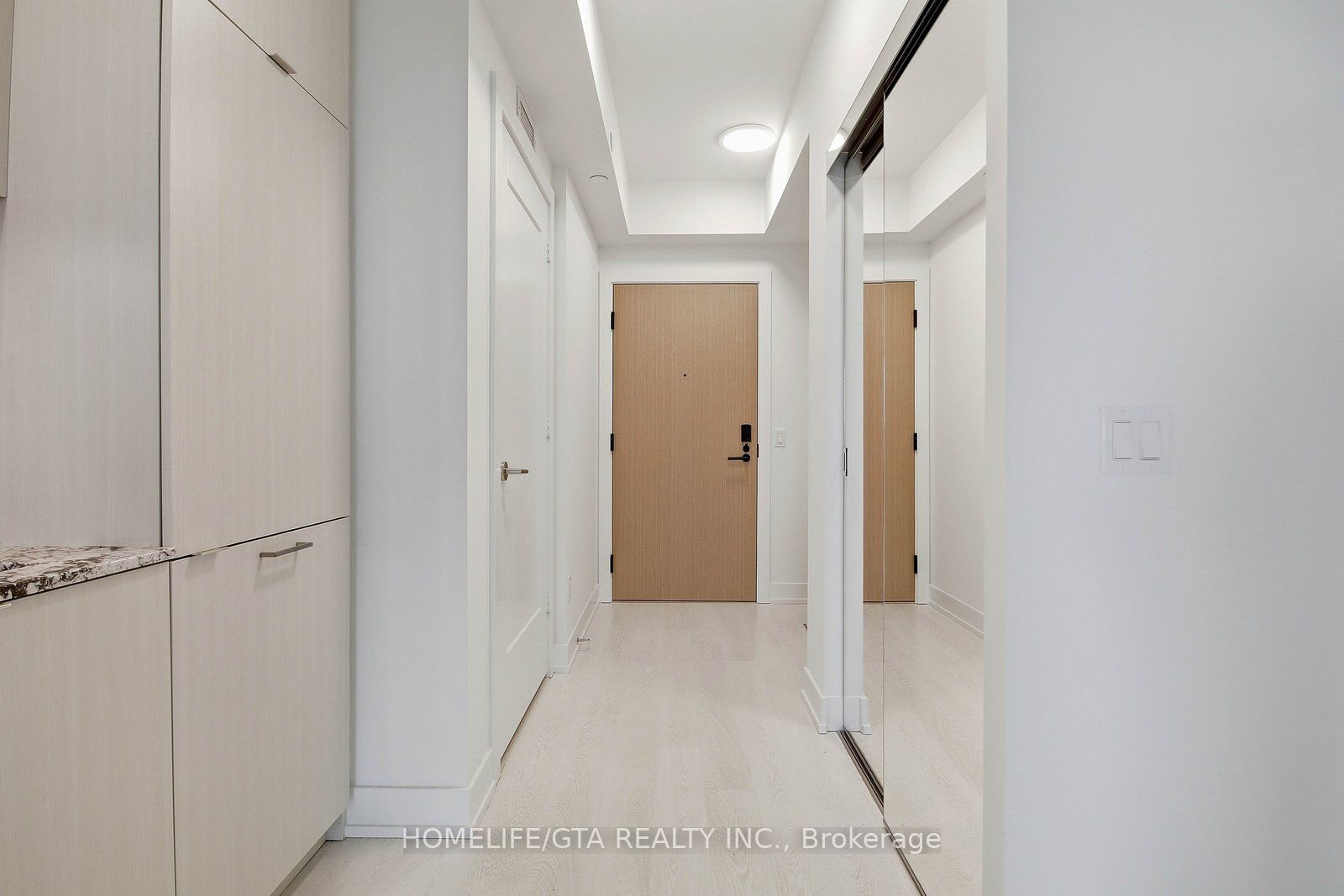 Additional image 5 of 1001-60 Central Park Roadway N/a, Toronto, ON, M9A 0E6