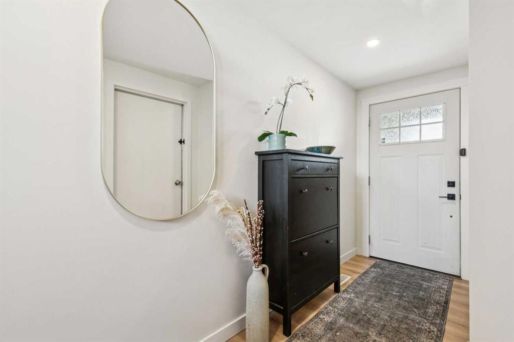 Additional image 2 of 1414 Ranchlands Road NW, Calgary, AB, T3G 1M9