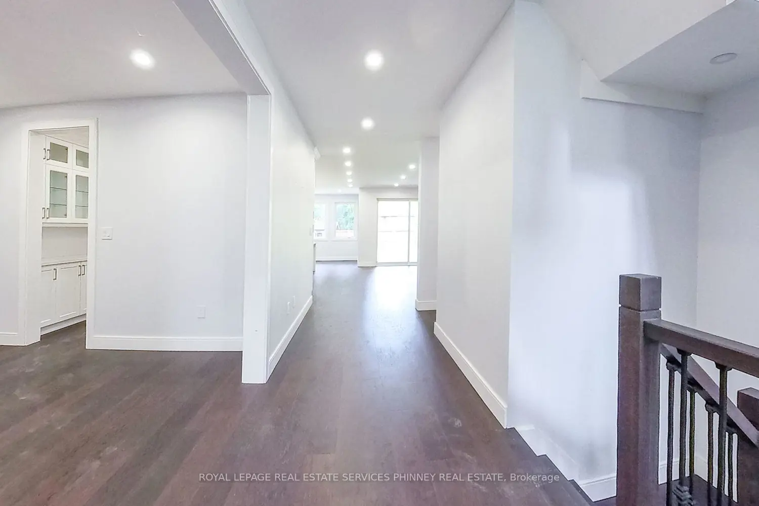 Additional image 4 of 1029 Lorne Park Road